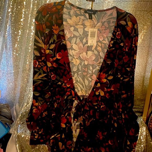 torrid Tops - * Torrid Floral Top NWT